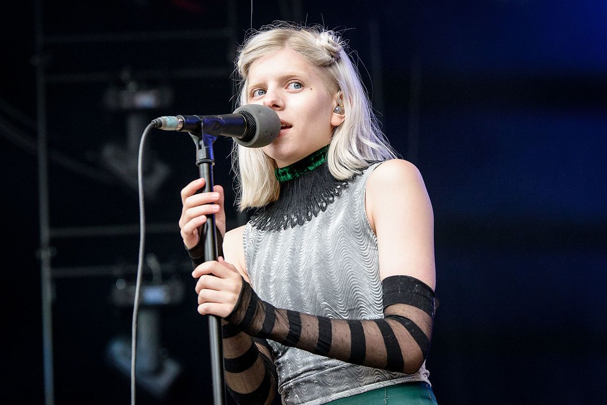 1200px-Aurora_Puls_openair_(3_von_9)