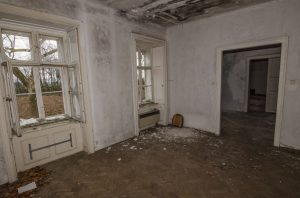 view in abandoned rooms